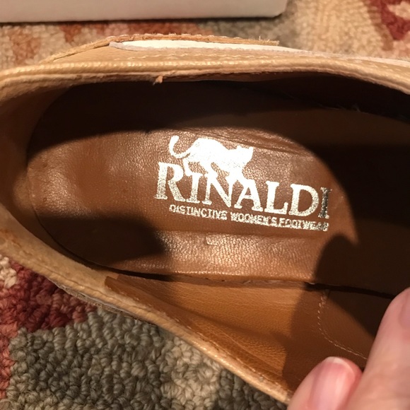 RINALDI LEATHER SHOES 9.5 MEDIUM ($169. When purchased) - Picture 7 of 11